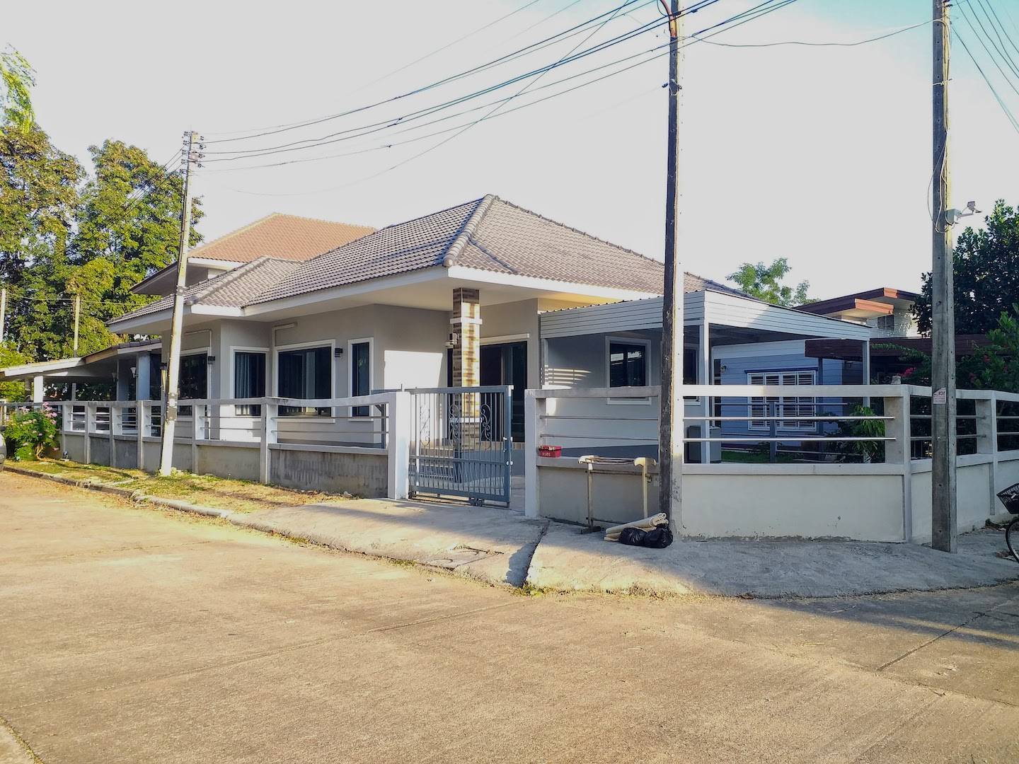 809 Single Story House 3 Bed 3 Bath Expat Homes