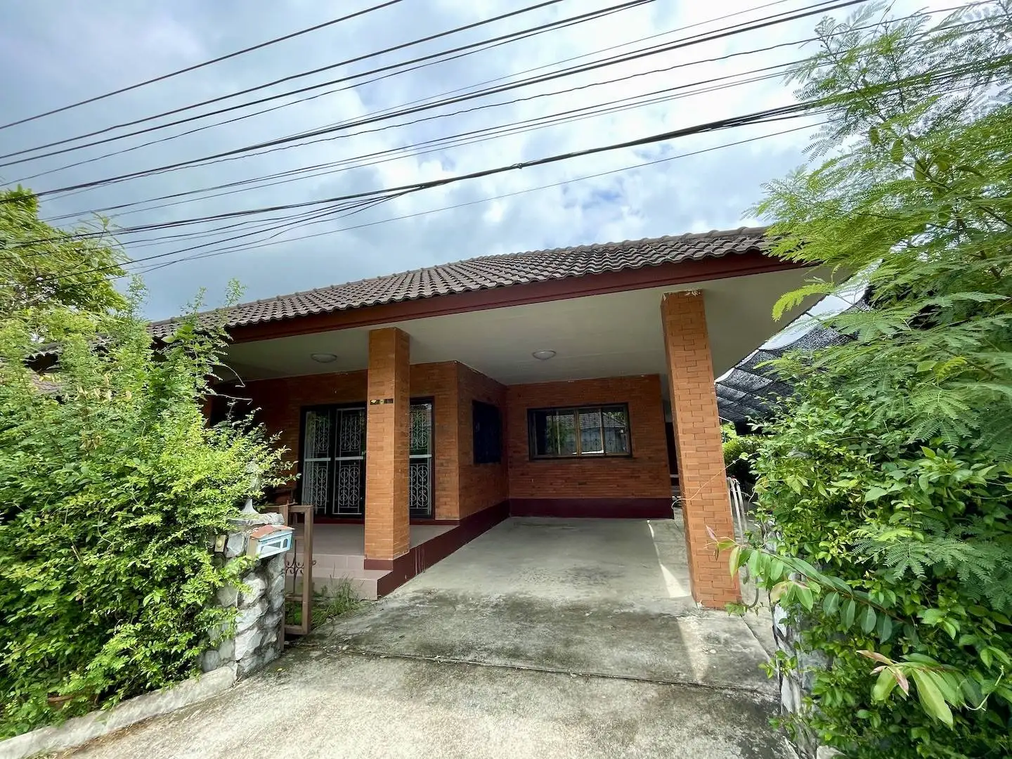 2181 Single Story House 3 Bed 2 Bath Expat Homes