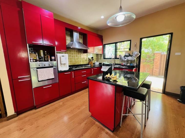 8067 – 4 bed, 3 bath house in Nong Khwai area