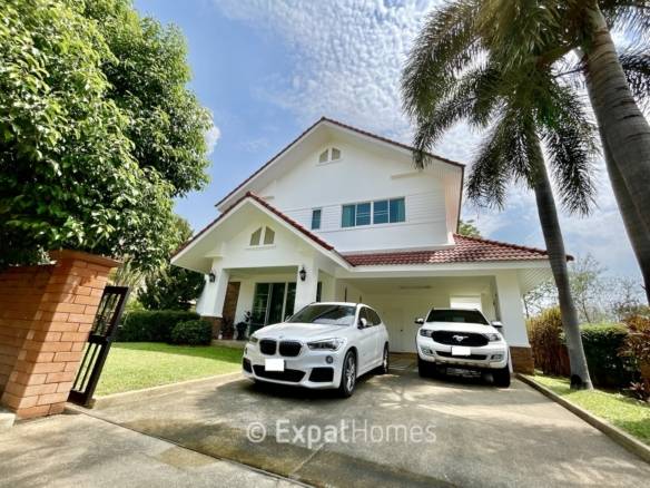 Luxury contemporary 3 bed house in Nong Kwai area