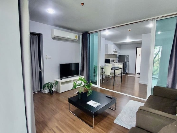11704 -Spacious 1 Bed, 2 Bath Condo for Rent & Sale | Wat Ket Area