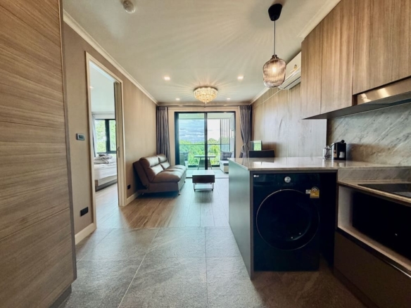11938 – Rare 1BR Condo For Rent | Mountain View + Balcony | Chang Phueak