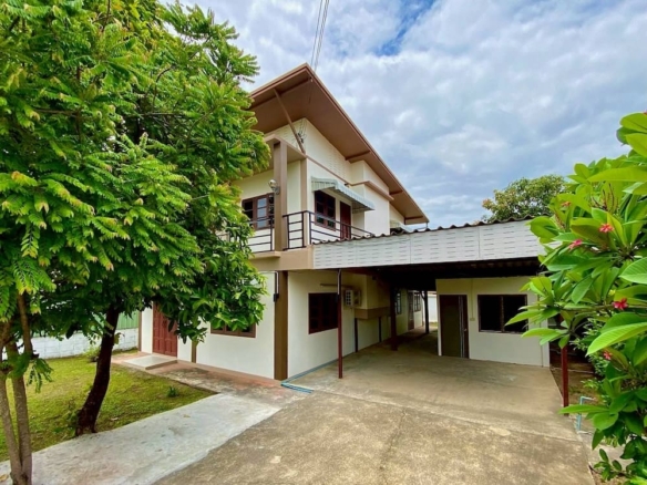 11977 – Spacious Pet-Friendly 5BR House For Rent | Nong Phueng, Saraphi